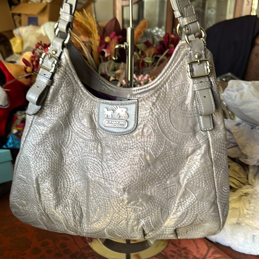 Coach Silver Shoulder Bag - Picture 1 of 11